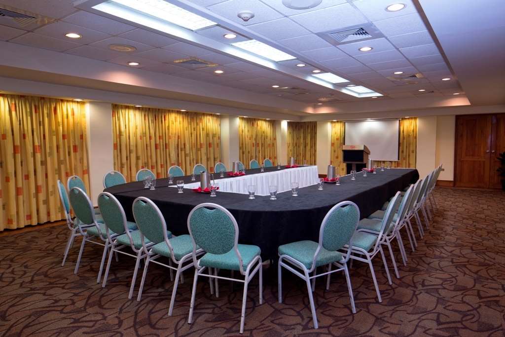 Kapok Hotel Port of Spain Зручності фото